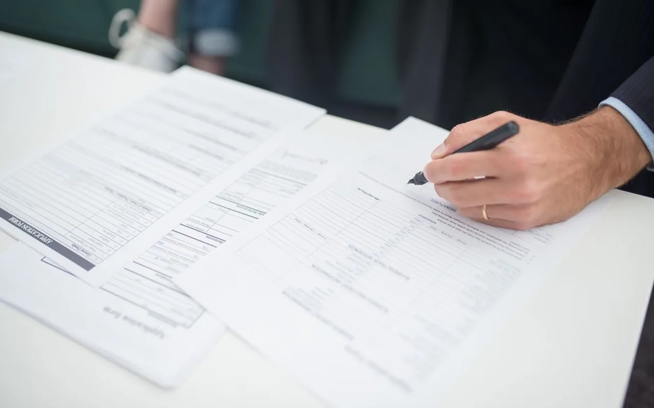 Résilier son assurance : mode d''emploi et délais